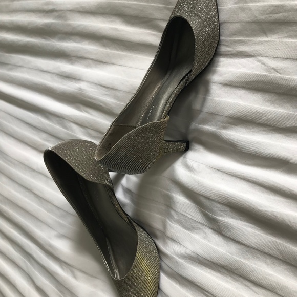 Chinese Laundry pumps size 7.5 - Picture 11 of 12